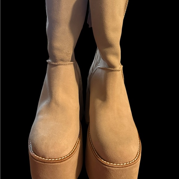 NWOB Free People Montreal Platform Boots (light tan Suede) $298 - Picture 6 of 16